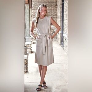 NWT SPANX Air Essentials Midi Dress